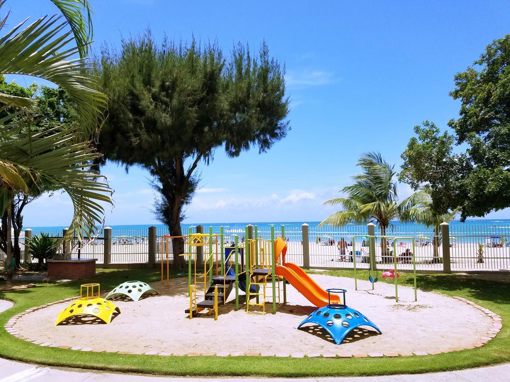 Beachfront Coral Beach Condo San Juan Ngoại thất bức ảnh